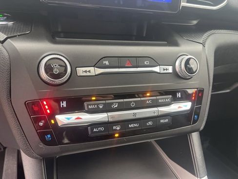 Used 2020 Ford Explorer ST image 27