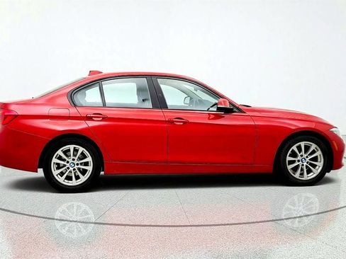 Used 2016 BMW 320i xDrive Sedan AWD/4WD image 4