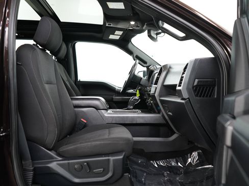 Used 2020 Ford F150 XLT w/ Equipment Group 302A Luxury AWD/4WD image 12