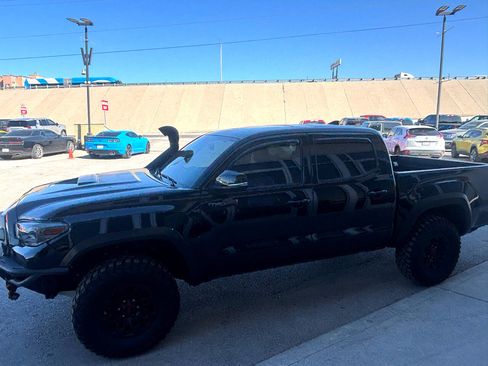 Used 2019 Toyota Tacoma TRD Pro image 7