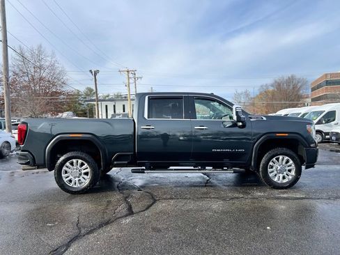 Used 2022 GMC Sierra 2500 Denali w/ Snow Plow Prep/Camper Package image 8