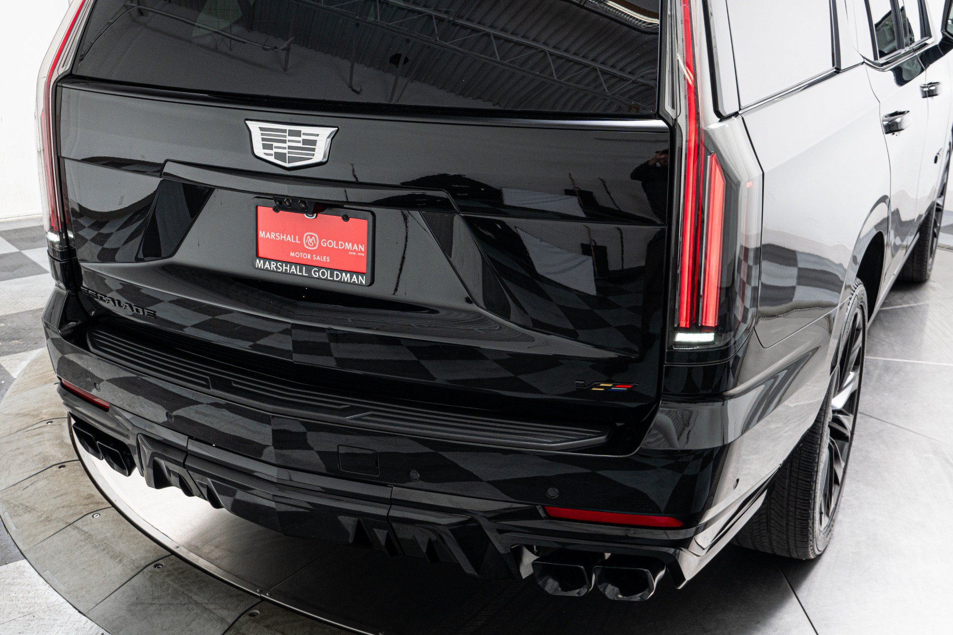 Used 2026 Cadillac Escalade V w/ LPO, ONYX Package AWD/4WD image 41