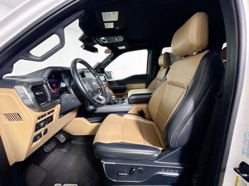Used 2021 Ford F150 Lariat w/ Equipment Group 502A High AWD/4WD image 14
