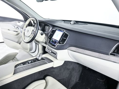 Certified 2023 Volvo XC90 B6 Ultimate w/ Protection Package image 26