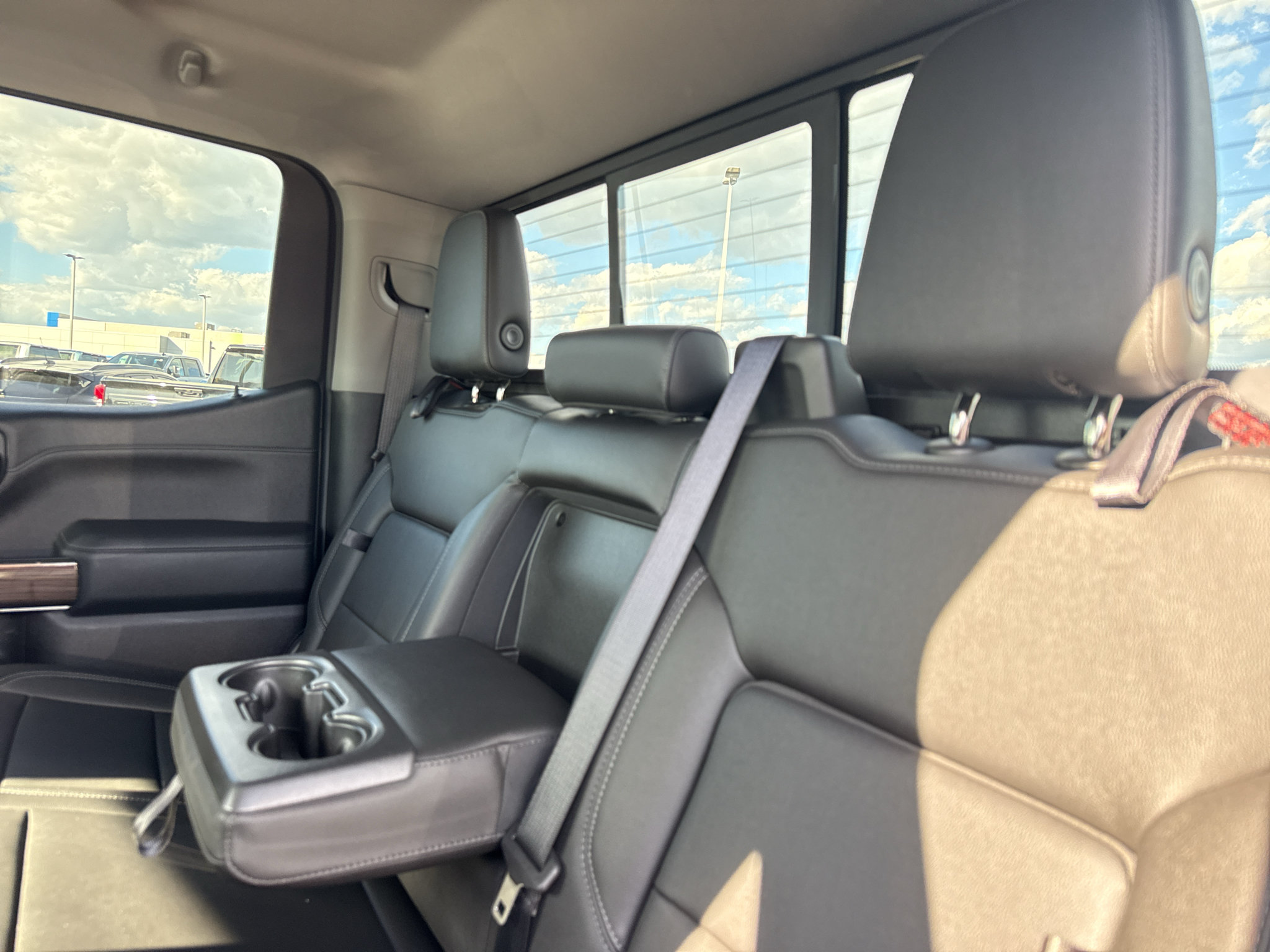 Certified 2019 Chevrolet Silverado 1500 LT Trail Boss AWD/4WD image 14