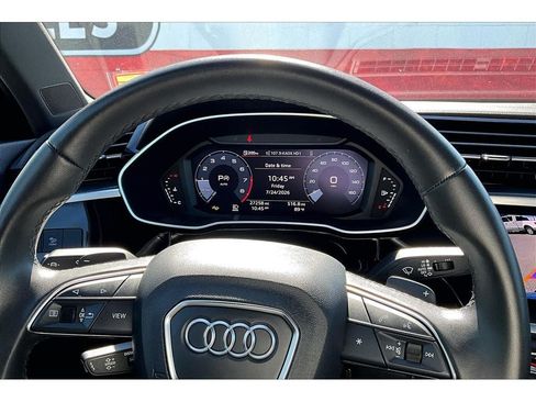 Used 2025 Audi Q3 2.0T Premium AWD/4WD image 23