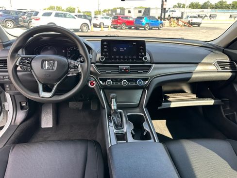 Used 2019 Honda Accord LX image 14