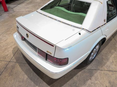 Used 1996 Cadillac Seville STS FWD image 20