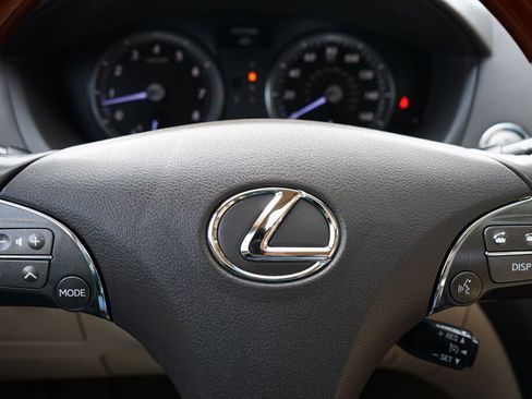 Used 2012 Lexus ES 350 image 25