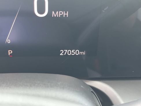Used 2024 Buick Encore GX Avenir w/ Avenir Convenience Package AWD/4WD image 33