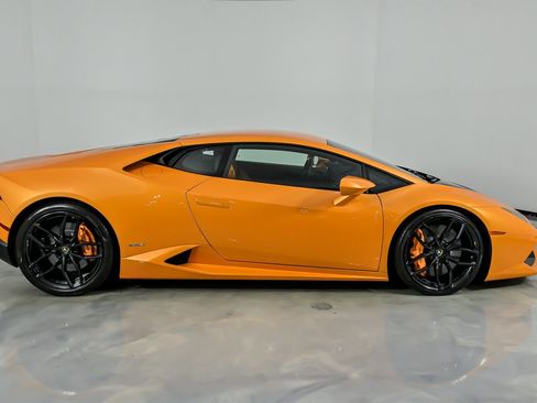 Used 2015 Lamborghini Huracan LP 610-4 image 14