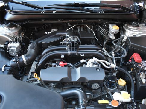 Used 2015 Subaru Outback 2.5i Limited w/ Protection Package #2 image 40