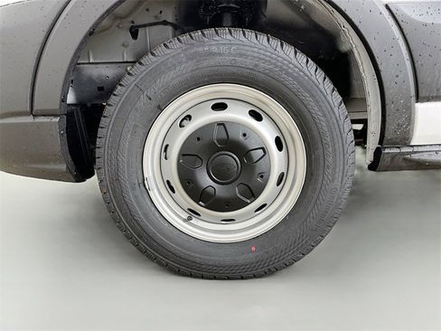 New 2025 Ford Transit 250 Base image 31