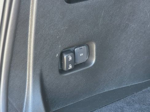 Used 2023 Ford Edge SEL image 13