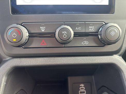 New 2025 Ford Ranger XL image 21