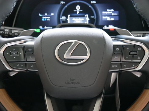 New 2026 Lexus RX 450h AWD image 12