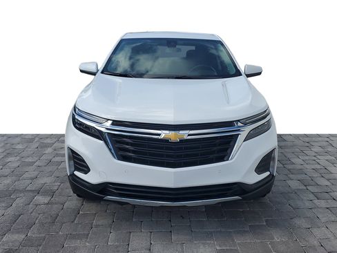 Used 2024 Chevrolet Equinox LT w/ LPO, Cargo Package FWD image 2
