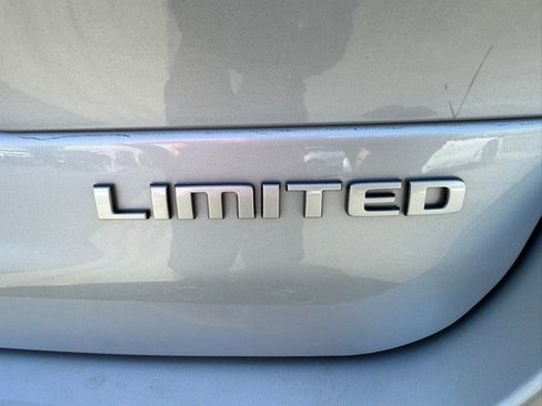 New 2025 Jeep Grand Cherokee L Limited w/ Trailer Tow Package image 11