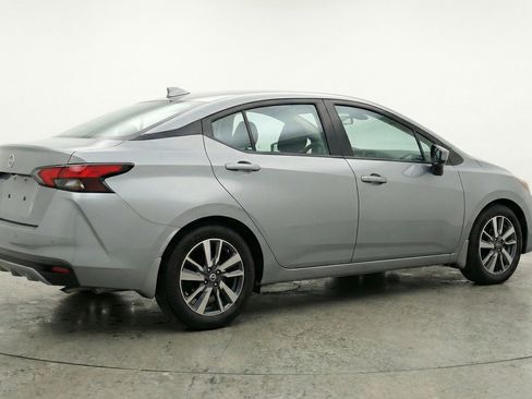 Used 2025 Nissan Versa SV FWD image 9