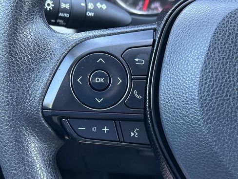 Used 2021 Toyota RAV4 XLE FWD image 28
