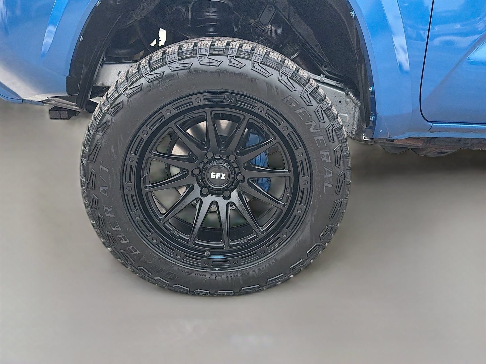 Used 2017 Toyota Tacoma Limited w/ Tow Package AWD/4WD image 36