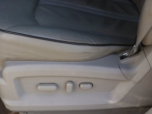 Used 2015 Lincoln MKX AWD w/ Equipment Group 102A image 17