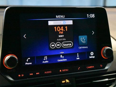 Certified 2022 Nissan Altima 2.5 SR w/ Midnight Edition Package image 9