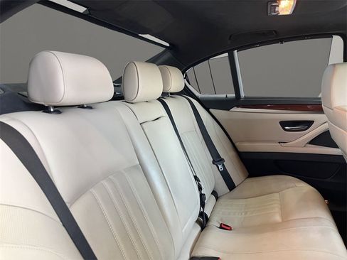 Used 2015 BMW M5 w/ Competition Package image 17