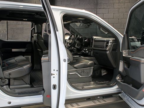 Used 2024 Ford F250 Platinum w/ Tremor Off-Road Package AWD/4WD image 38