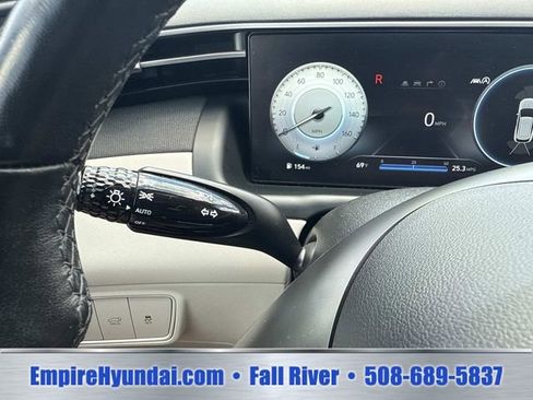 Used 2024 Hyundai Tucson Limited FWD image 32