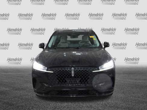 Used 2025 Lincoln Aviator AWD w/ Jet Appearance Package image 3