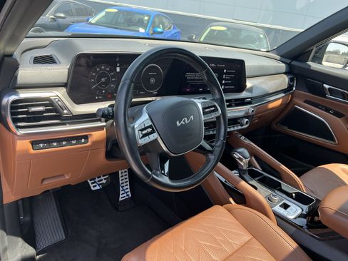 Certified 2025 Kia Telluride SX X-Line AWD/4WD image 25