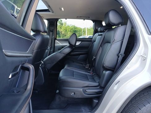 Used 2024 MAZDA CX-90 3.3 Turbo w/ Preferred Plus AWD/4WD image 26
