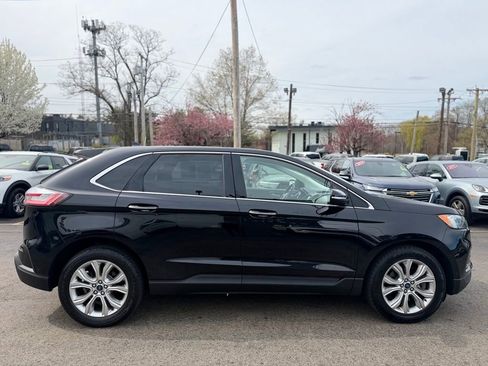 Used 2020 Ford Edge Titanium w/ Equipment Group 301A AWD/4WD image 8