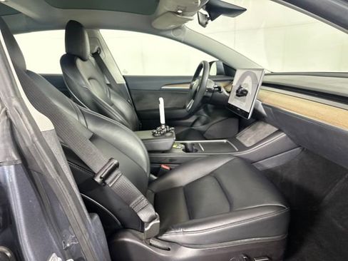 Used 2023 Tesla Model 3 Standard Range image 27