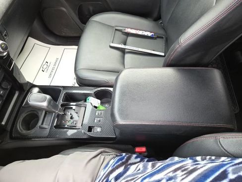 Used 2020 Toyota 4Runner TRD Off-Road image 60