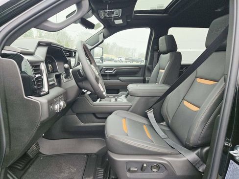 New 2026 GMC Sierra 2500 AT4 w/ AT4 Premium Plus Package AWD/4WD image 12