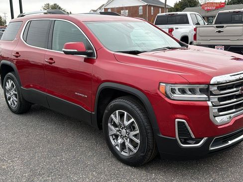 Used 2021 GMC Acadia SLT w/ Preferred Package image 3