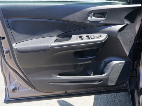 Used 2015 Honda CR-V LX image 10