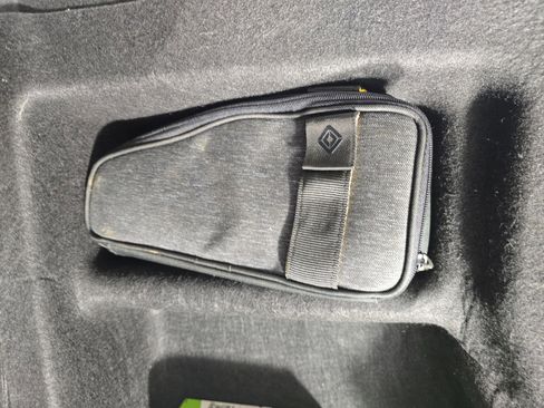 Used 2023 Rivian R1S Launch Edition AWD/4WD image 34