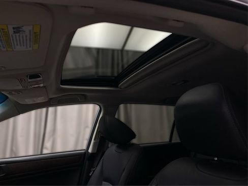 Used 2017 Subaru Outback 3.6R Limited AWD/4WD image 27