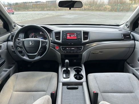 Used 2017 Honda Pilot LX image 13