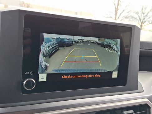 Used 2025 Toyota 4Runner SR5 image 17