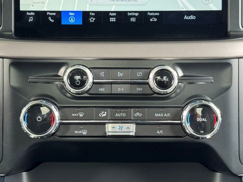 Used 2024 Ford F150 XLT w/ Mobile Office Package image 20