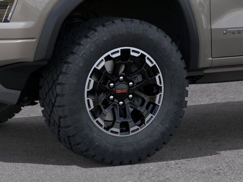 New 2026 GMC Canyon AT4 AWD/4WD image 9