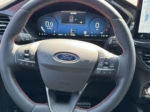 Used 2024 Ford Escape ST-Line Elite w/ Premium Technology Package image 17