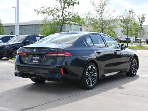 New 2026 BMW 530i RWD image 8