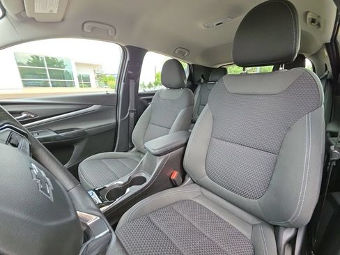 Used 2023 Chevrolet Bolt EUV LT FWD image 11