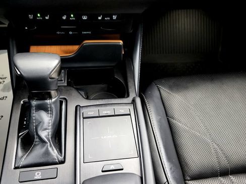 Used 2019 Lexus ES 350 w/ Accessory Package 2 FWD image 29