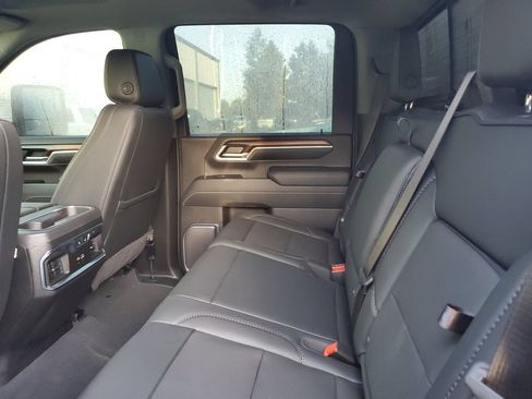 Used 2025 GMC Sierra 2500 Denali w/ Denali Reserve Package AWD/4WD image 11